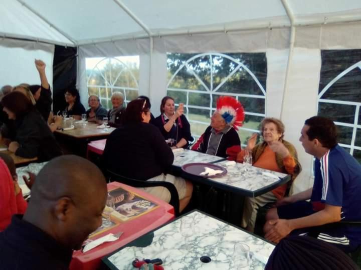 Camping Hurongues Pomeys Extérieur photo